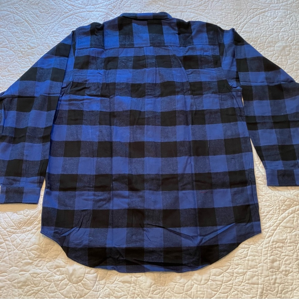 Field & Stream Men's Blue and Black Checkered Shirt - Picture 5 of 10